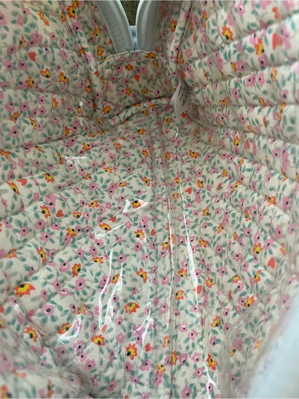 LIKE NEW Vera Bradley Pastel Plaid Large Travel Cosmetic Bag - Pink, Mint, Coral